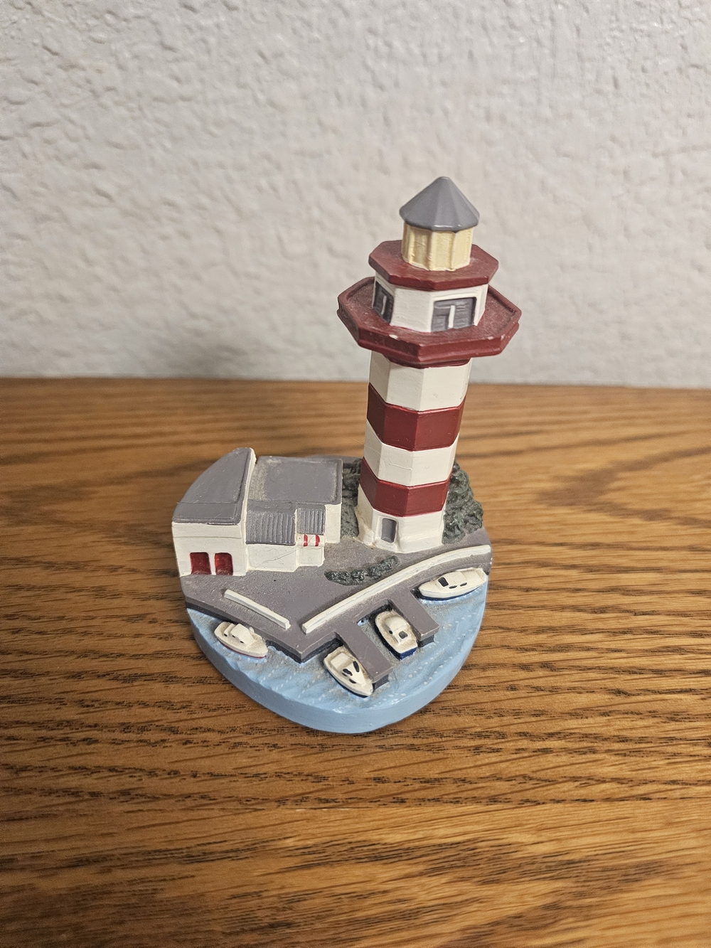Spoonliques Hilton Head Harbour Town Lighthouse Miniature Figurine
